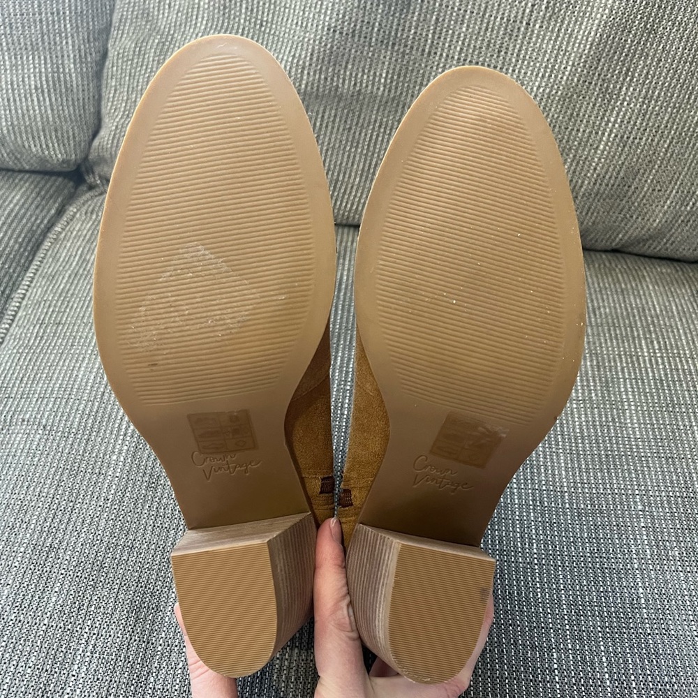 Crown Vintage | Tan Brown Suede Taudia Bootie, Ankle Boots - Picture 9 of 10